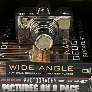 Ceramic Camera Figurine Decor GLOSSY SILVER